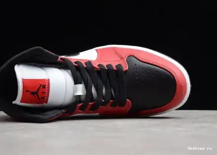 Air 554724-069 1 Toe Chicago Jordan Mid 554724-069 0419